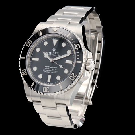 rolex submariner con o senza data|Rolex 124060 Review .